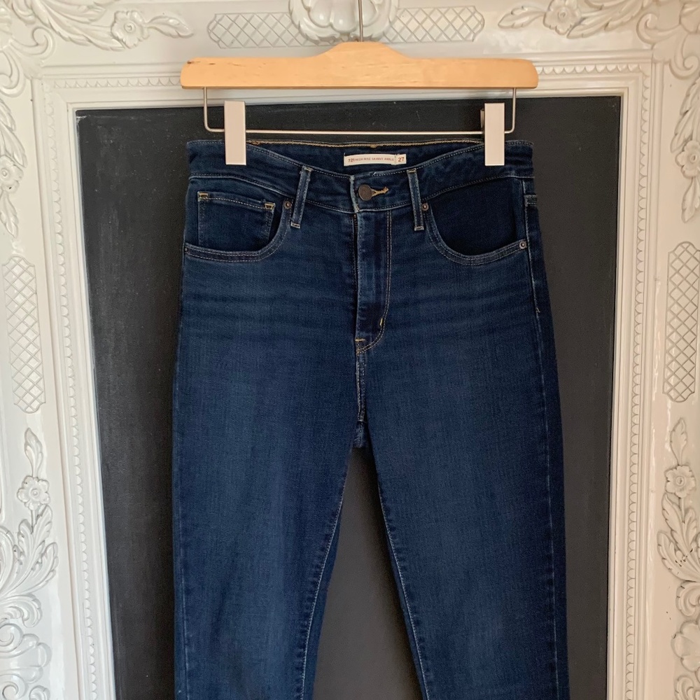Levi’s 721 High Rise Skinny 27 short